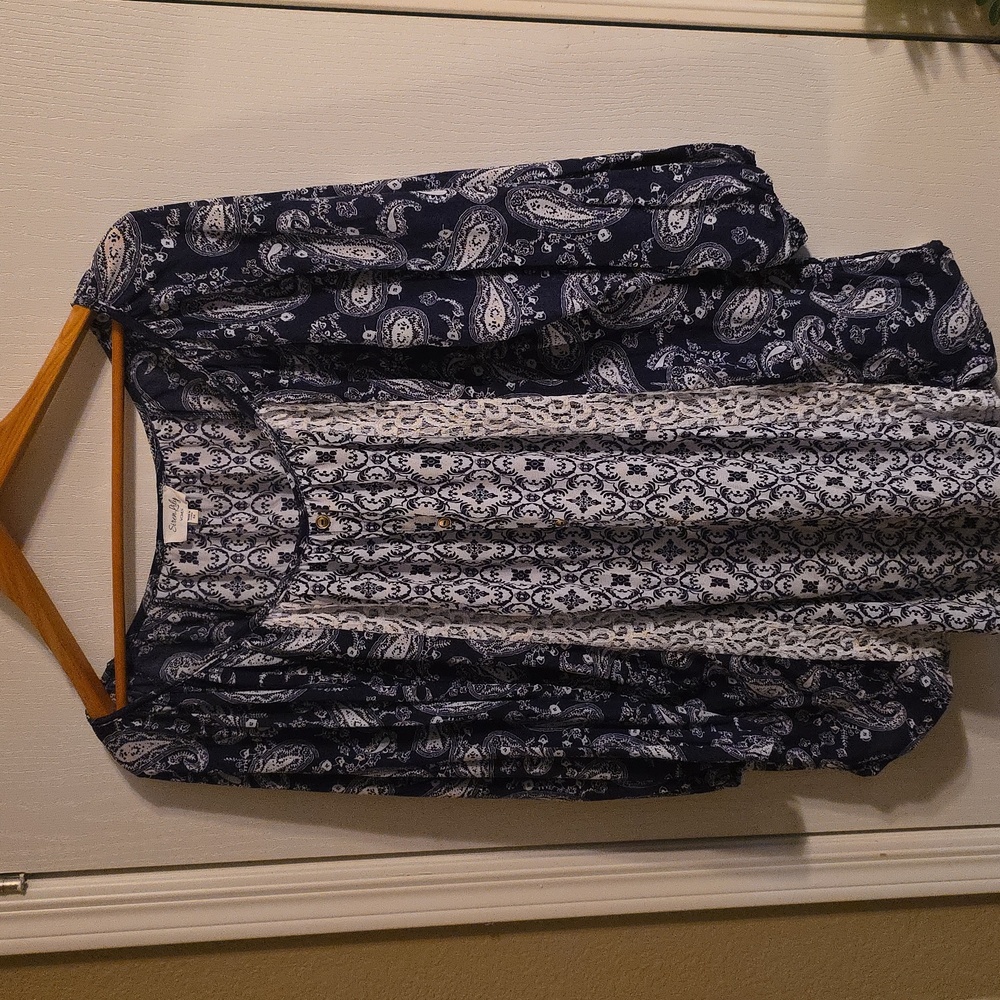 Siren Lily Blue Floral Top